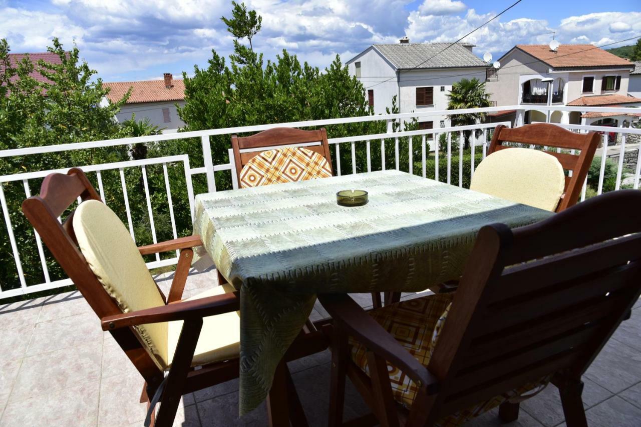 Apartment Palm Tree Malinska Zewnętrze zdjęcie