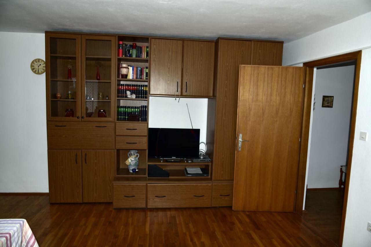 Apartment Palm Tree Malinska Zewnętrze zdjęcie